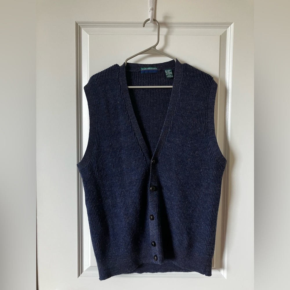 Knitted Sweater vest
